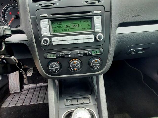 Фольксваген Гольф, объемом двигателя 1.6 л и пробегом 82 тыс. км за 6700 $, фото 5 на Automoto.ua