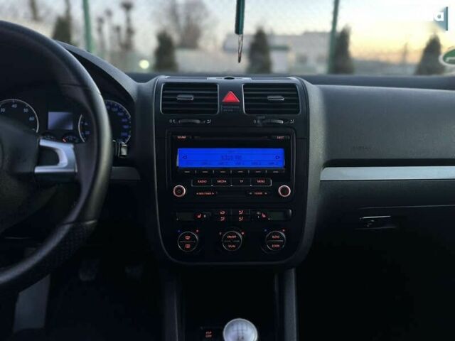 Фольксваген Гольф, объемом двигателя 1.4 л и пробегом 271 тыс. км за 5700 $, фото 25 на Automoto.ua