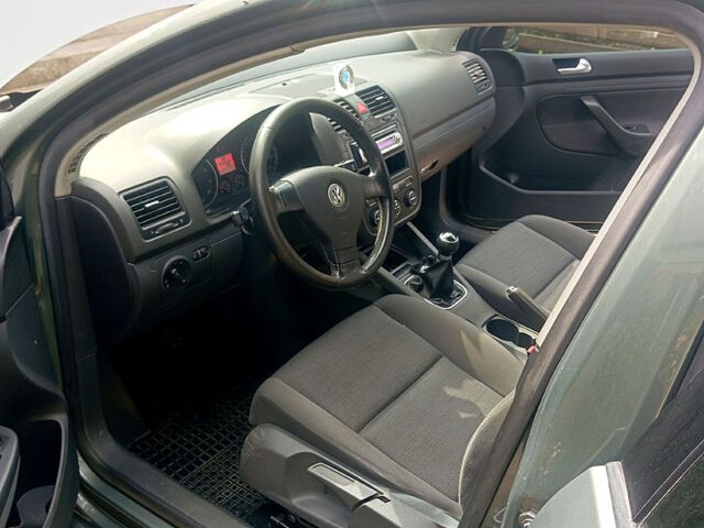 Фольксваген Гольф, объемом двигателя 1.6 л и пробегом 117 тыс. км за 6200 $, фото 8 на Automoto.ua