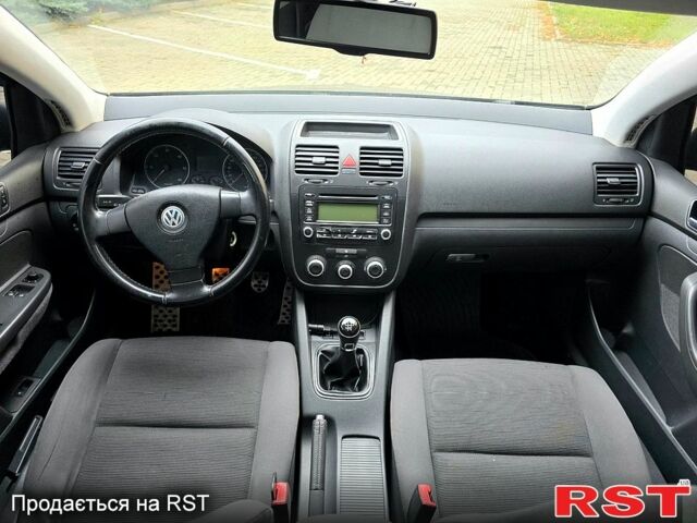 Фольксваген Гольф, объемом двигателя 1.9 л и пробегом 203 тыс. км за 4800 $, фото 5 на Automoto.ua