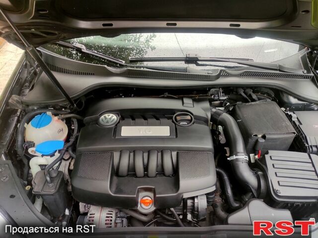 Фольксваген Гольф, об'ємом двигуна 1.6 л та пробігом 182 тис. км за 7500 $, фото 4 на Automoto.ua