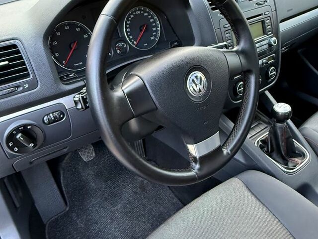 Фольксваген Гольф, объемом двигателя 1.6 л и пробегом 198 тыс. км за 6500 $, фото 7 на Automoto.ua