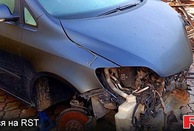 Фольксваген Гольф, об'ємом двигуна 1.4 л та пробігом 300 тис. км за 2000 $, фото 6 на Automoto.ua