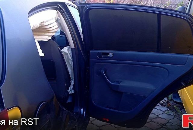 Фольксваген Гольф, об'ємом двигуна 1.4 л та пробігом 300 тис. км за 2000 $, фото 8 на Automoto.ua