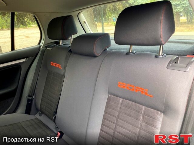 Фольксваген Гольф, объемом двигателя 1.6 л и пробегом 223 тыс. км за 5900 $, фото 6 на Automoto.ua