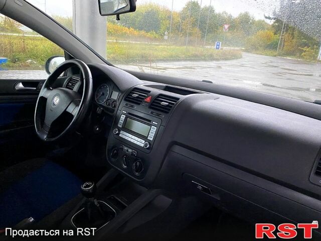 Фольксваген Гольф, объемом двигателя 1.6 л и пробегом 189 тыс. км за 5900 $, фото 5 на Automoto.ua