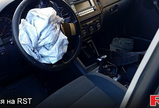 Фольксваген Гольф, об'ємом двигуна 1.4 л та пробігом 300 тис. км за 2000 $, фото 2 на Automoto.ua