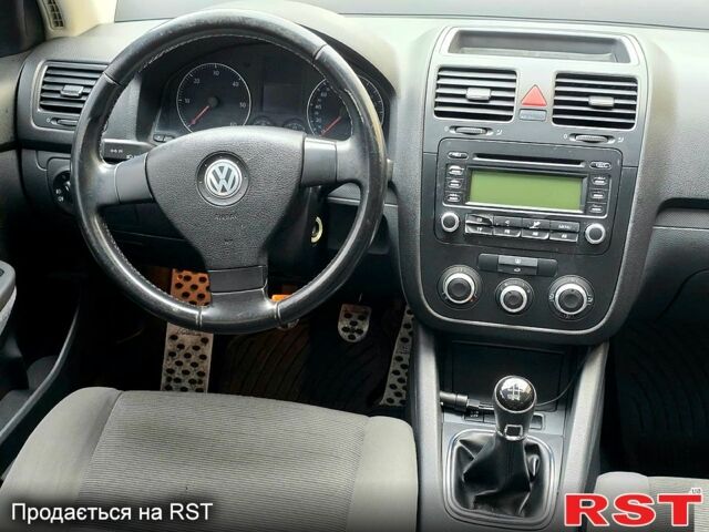 Фольксваген Гольф, объемом двигателя 1.9 л и пробегом 203 тыс. км за 4800 $, фото 6 на Automoto.ua