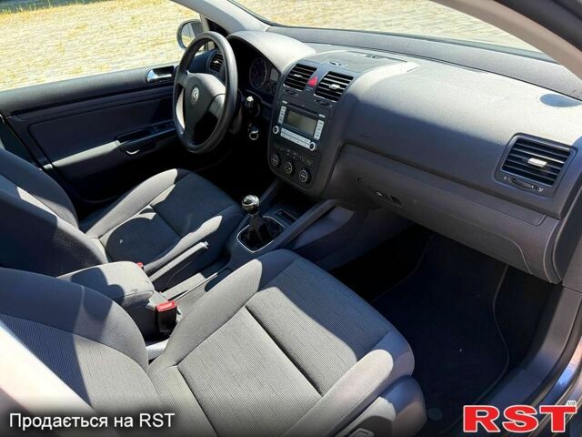 Фольксваген Гольф, объемом двигателя 1.6 л и пробегом 134 тыс. км за 6600 $, фото 4 на Automoto.ua