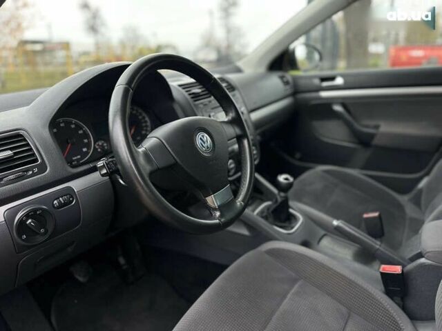 Фольксваген Гольф, объемом двигателя 1.6 л и пробегом 195 тыс. км за 6800 $, фото 21 на Automoto.ua