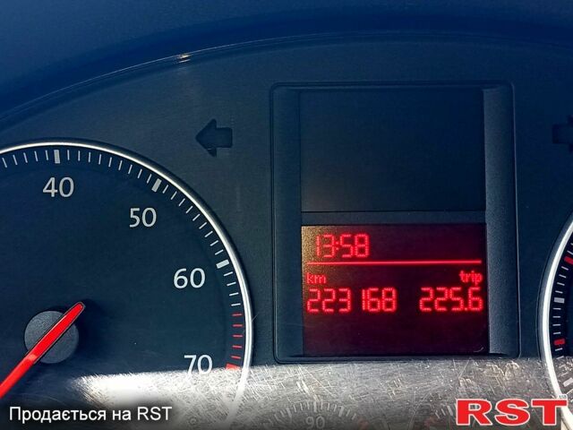 Фольксваген Гольф, объемом двигателя 1.6 л и пробегом 223 тыс. км за 5800 $, фото 2 на Automoto.ua