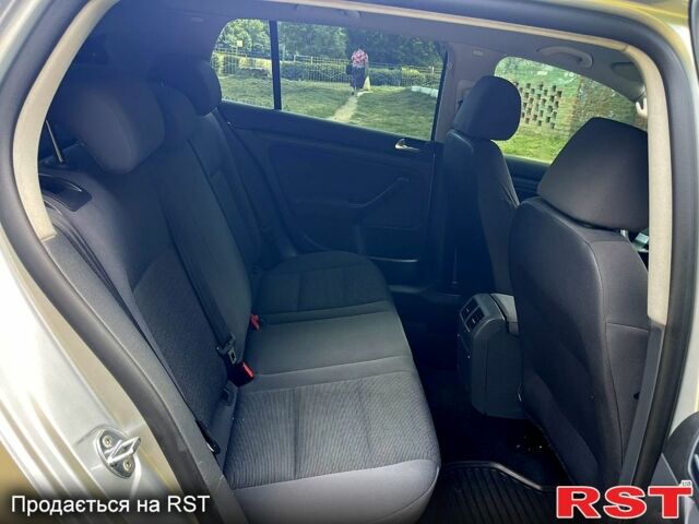 Фольксваген Гольф, об'ємом двигуна 1.6 л та пробігом 197 тис. км за 5850 $, фото 6 на Automoto.ua