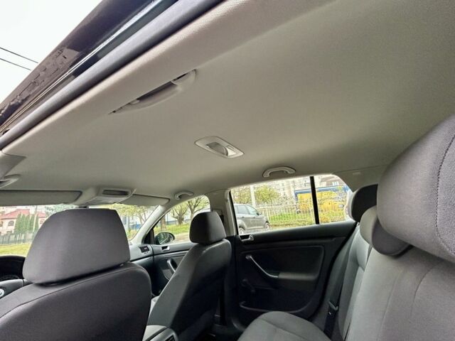 Фольксваген Гольф, об'ємом двигуна 1.4 л та пробігом 257 тис. км за 5500 $, фото 20 на Automoto.ua