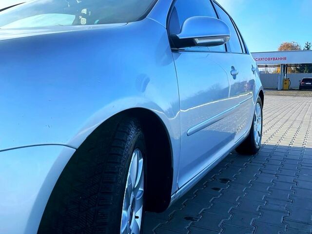 Фольксваген Гольф, объемом двигателя 2 л и пробегом 290 тыс. км за 7200 $, фото 3 на Automoto.ua