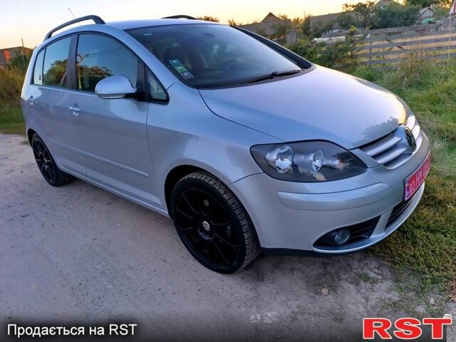 Фольксваген Гольф, объемом двигателя 1.6 л и пробегом 237 тыс. км за 6299 $, фото 4 на Automoto.ua