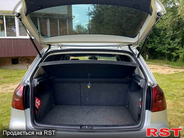 Фольксваген Гольф, об'ємом двигуна 1.6 л та пробігом 197 тис. км за 5850 $, фото 5 на Automoto.ua