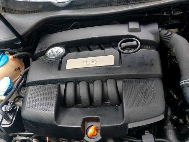 Фольксваген Гольф, объемом двигателя 1.6 л и пробегом 182 тыс. км за 5200 $, фото 11 на Automoto.ua