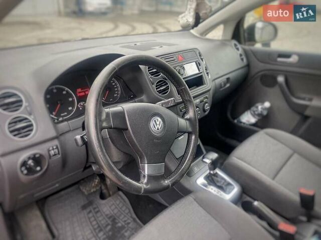 Фольксваген Гольф, объемом двигателя 0 л и пробегом 242 тыс. км за 6200 $, фото 3 на Automoto.ua