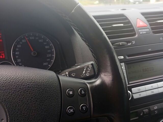 Фольксваген Гольф, об'ємом двигуна 1.6 л та пробігом 210 тис. км за 6500 $, фото 5 на Automoto.ua