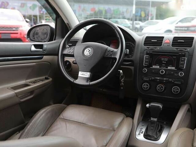 Фольксваген Гольф, об'ємом двигуна 1.4 л та пробігом 207 тис. км за 6500 $, фото 10 на Automoto.ua