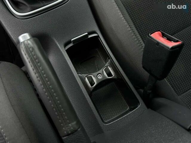 Фольксваген Гольф, объемом двигателя 1.6 л и пробегом 195 тыс. км за 6800 $, фото 28 на Automoto.ua