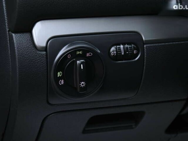 Фольксваген Гольф, об'ємом двигуна 1.6 л та пробігом 217 тис. км за 7700 $, фото 22 на Automoto.ua