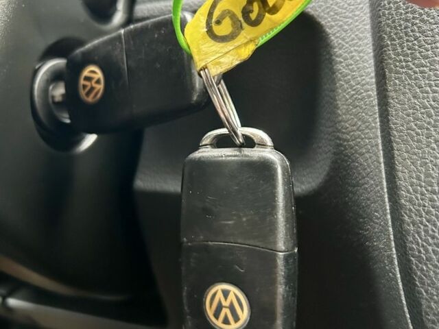 Фольксваген Гольф, об'ємом двигуна 1.4 л та пробігом 257 тис. км за 5500 $, фото 23 на Automoto.ua