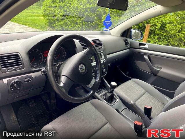 Фольксваген Гольф, об'ємом двигуна 1.6 л та пробігом 221 тис. км за 5800 $, фото 8 на Automoto.ua