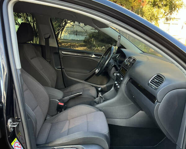 Фольксваген Гольф, объемом двигателя 1.39 л и пробегом 242 тыс. км за 7700 $, фото 32 на Automoto.ua