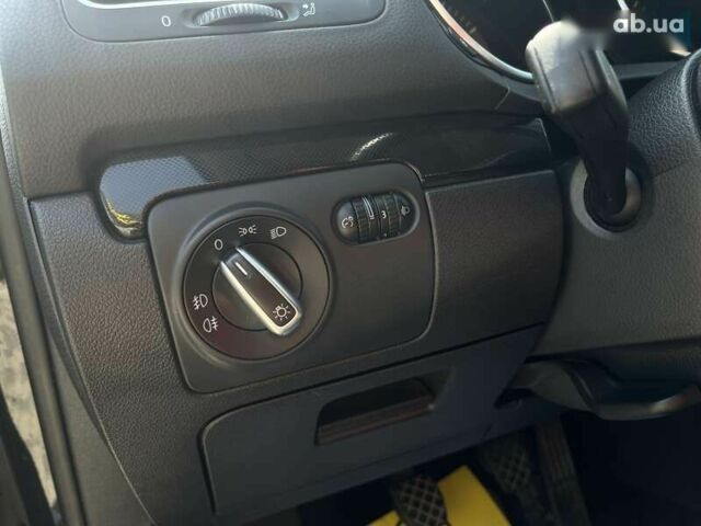 Фольксваген Гольф, объемом двигателя 1.6 л и пробегом 194 тыс. км за 7300 $, фото 18 на Automoto.ua