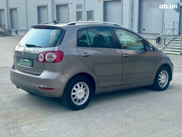 Фольксваген Гольф, объемом двигателя 1.6 л и пробегом 137 тыс. км за 8490 $, фото 15 на Automoto.ua