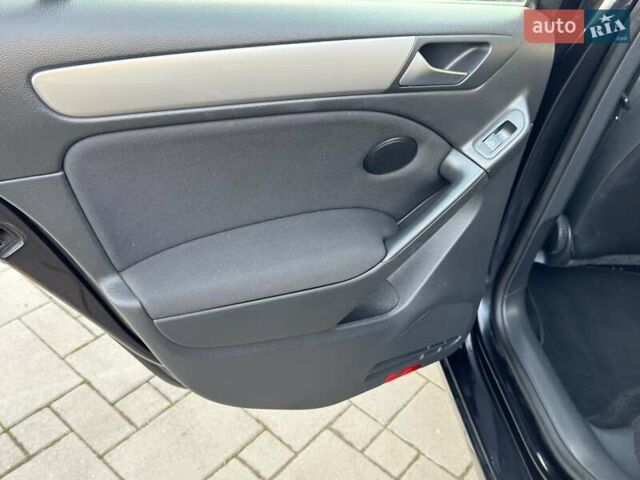 Фольксваген Гольф, объемом двигателя 1.6 л и пробегом 231 тыс. км за 7500 $, фото 23 на Automoto.ua