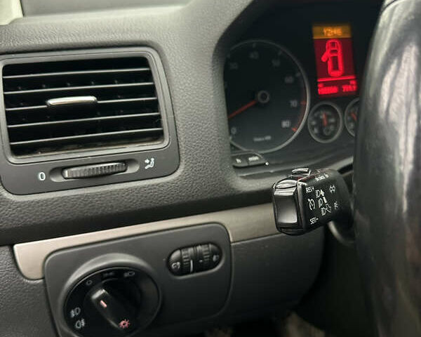 Фольксваген Гольф, объемом двигателя 1.4 л и пробегом 192 тыс. км за 5350 $, фото 16 на Automoto.ua