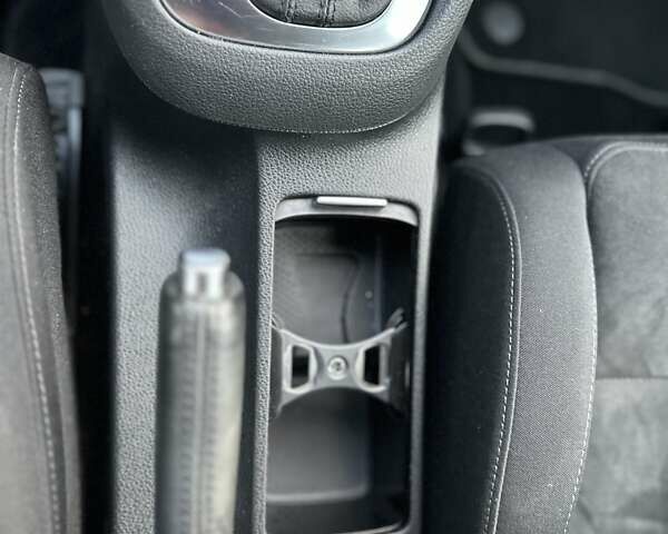 Фольксваген Гольф, об'ємом двигуна 1.39 л та пробігом 174 тис. км за 9500 $, фото 22 на Automoto.ua