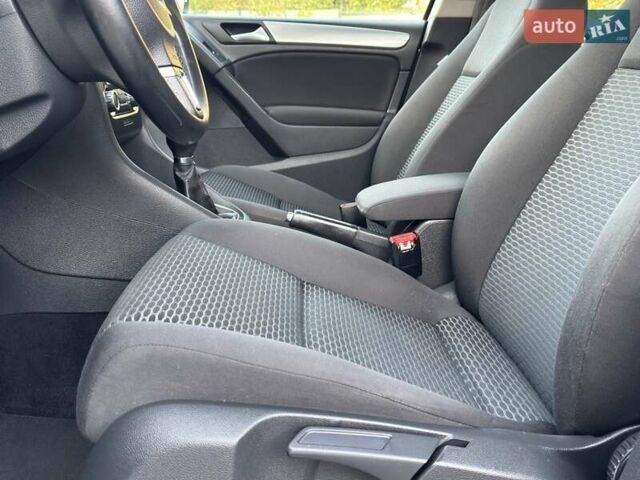 Фольксваген Гольф, объемом двигателя 1.6 л и пробегом 231 тыс. км за 7500 $, фото 30 на Automoto.ua