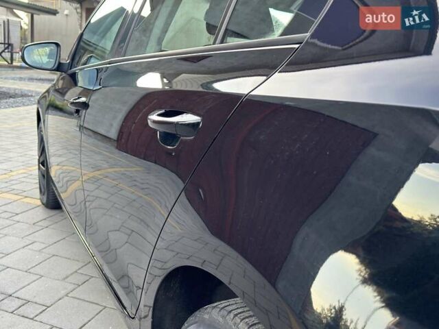 Фольксваген Гольф, объемом двигателя 1.6 л и пробегом 231 тыс. км за 7500 $, фото 12 на Automoto.ua