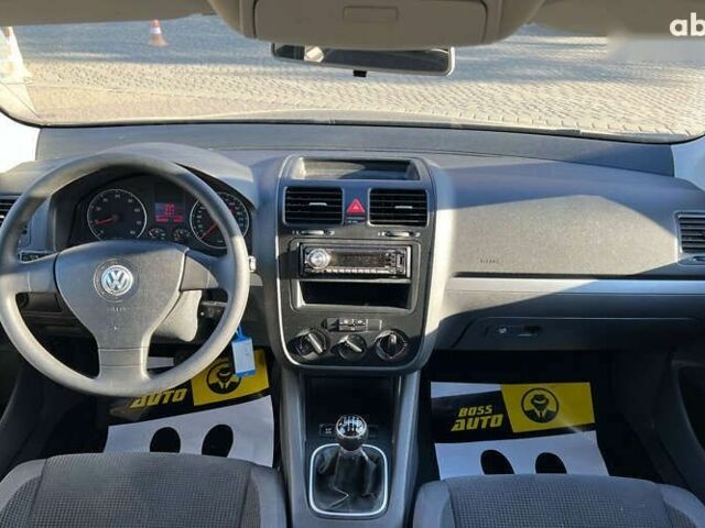 Фольксваген Гольф, об'ємом двигуна 1.4 л та пробігом 186 тис. км за 5999 $, фото 10 на Automoto.ua