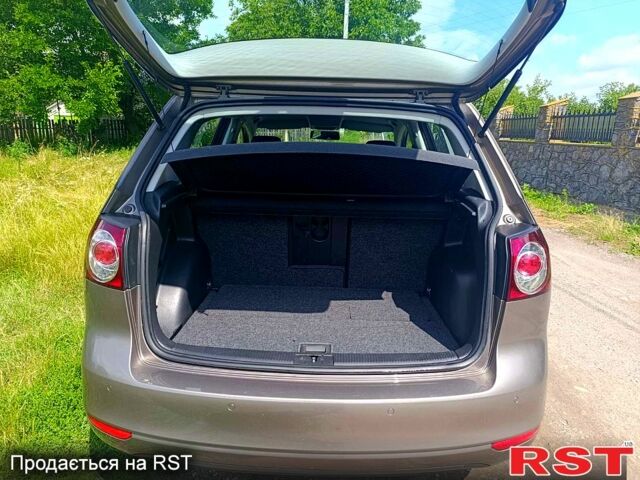 Фольксваген Гольф, об'ємом двигуна 1.6 л та пробігом 99 тис. км за 7399 $, фото 5 на Automoto.ua