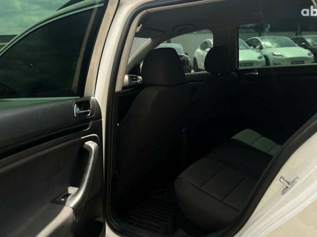 Фольксваген Гольф, объемом двигателя 1.6 л и пробегом 296 тыс. км за 7500 $, фото 14 на Automoto.ua