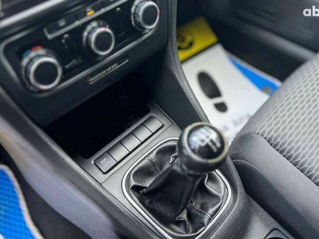 Фольксваген Гольф, объемом двигателя 1.6 л и пробегом 222 тыс. км за 7900 $, фото 13 на Automoto.ua