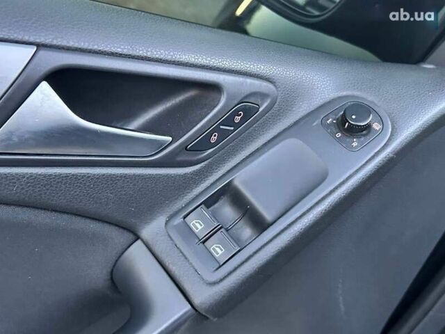 Фольксваген Гольф, объемом двигателя 1.6 л и пробегом 191 тыс. км за 7700 $, фото 12 на Automoto.ua