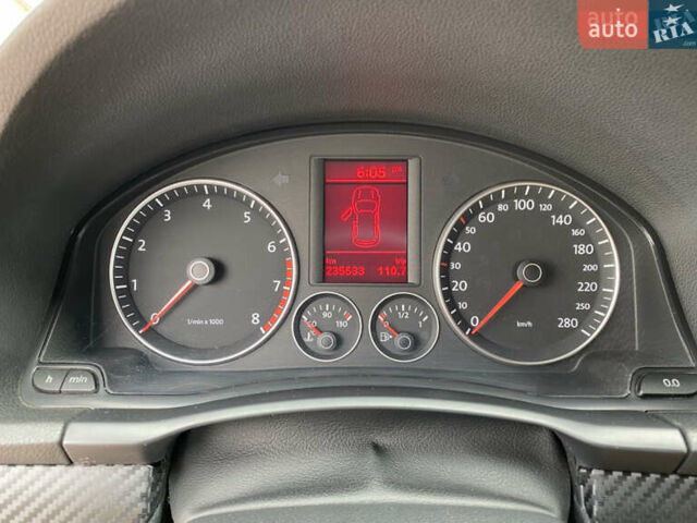 Фольксваген Гольф, объемом двигателя 1.39 л и пробегом 235 тыс. км за 7900 $, фото 8 на Automoto.ua