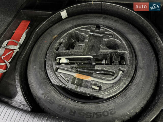 Фольксваген Гольф, об'ємом двигуна 1.4 л та пробігом 194 тис. км за 6950 $, фото 24 на Automoto.ua