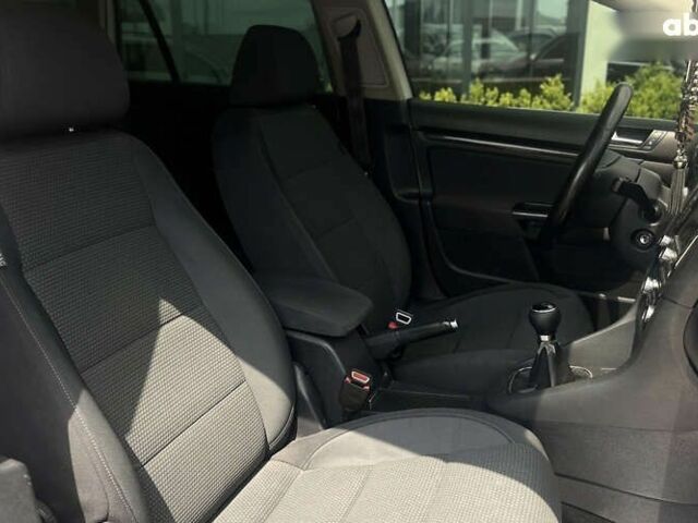 Фольксваген Гольф, объемом двигателя 1.6 л и пробегом 296 тыс. км за 7500 $, фото 10 на Automoto.ua