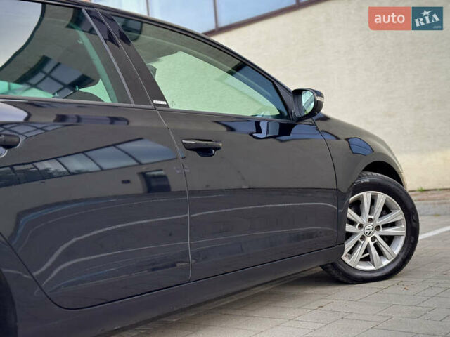 Фольксваген Гольф, объемом двигателя 1.39 л и пробегом 206 тыс. км за 9800 $, фото 20 на Automoto.ua