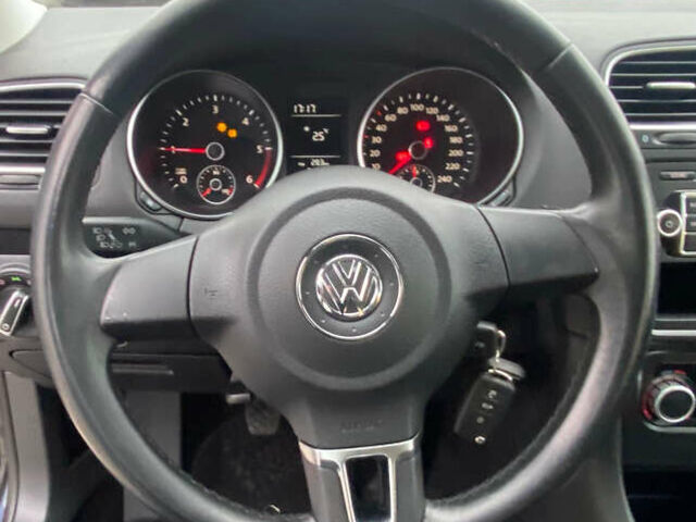 Фольксваген Гольф, объемом двигателя 1.6 л и пробегом 260 тыс. км за 8200 $, фото 11 на Automoto.ua