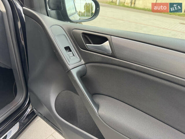 Фольксваген Гольф, объемом двигателя 1.39 л и пробегом 206 тыс. км за 9800 $, фото 43 на Automoto.ua