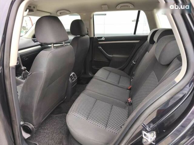 Фольксваген Гольф, объемом двигателя 1.6 л и пробегом 253 тыс. км за 7550 $, фото 9 на Automoto.ua