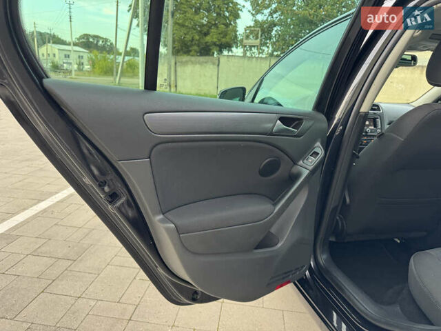 Фольксваген Гольф, объемом двигателя 1.39 л и пробегом 206 тыс. км за 9800 $, фото 54 на Automoto.ua