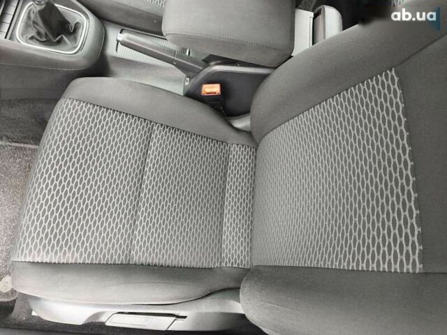 Фольксваген Гольф, объемом двигателя 1.6 л и пробегом 253 тыс. км за 7550 $, фото 8 на Automoto.ua